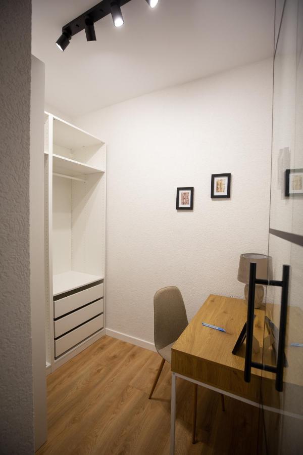 Unique City View Apartment Balcony & Parking Space Cluj-Napoca Extérieur photo