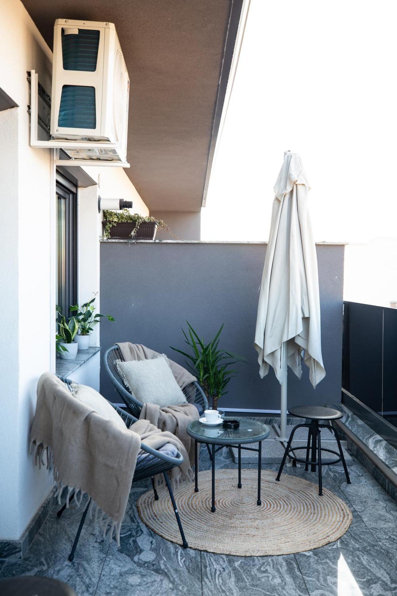 Unique City View Apartment Balcony & Parking Space Cluj-Napoca Extérieur photo